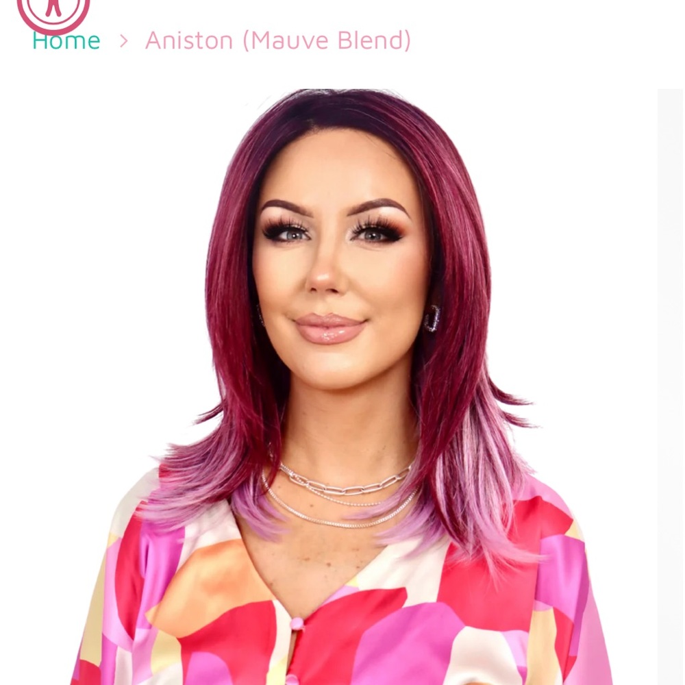 Chelsey Smith Cosmetics- Aniston ( MAUVE BLEND) new with tag and lace attached